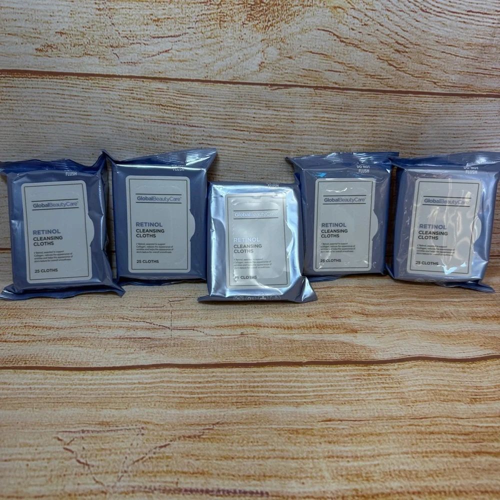 5- Global Beauty Care Retinol Cleansing Cloths 25‎ ct